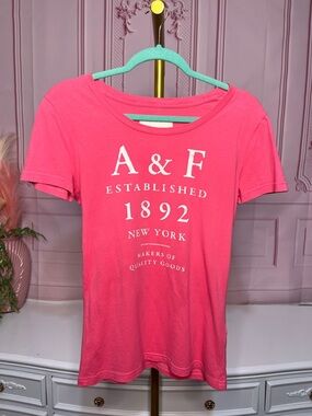 Abercrombie & Fitch Pink Graphic Logo Tee